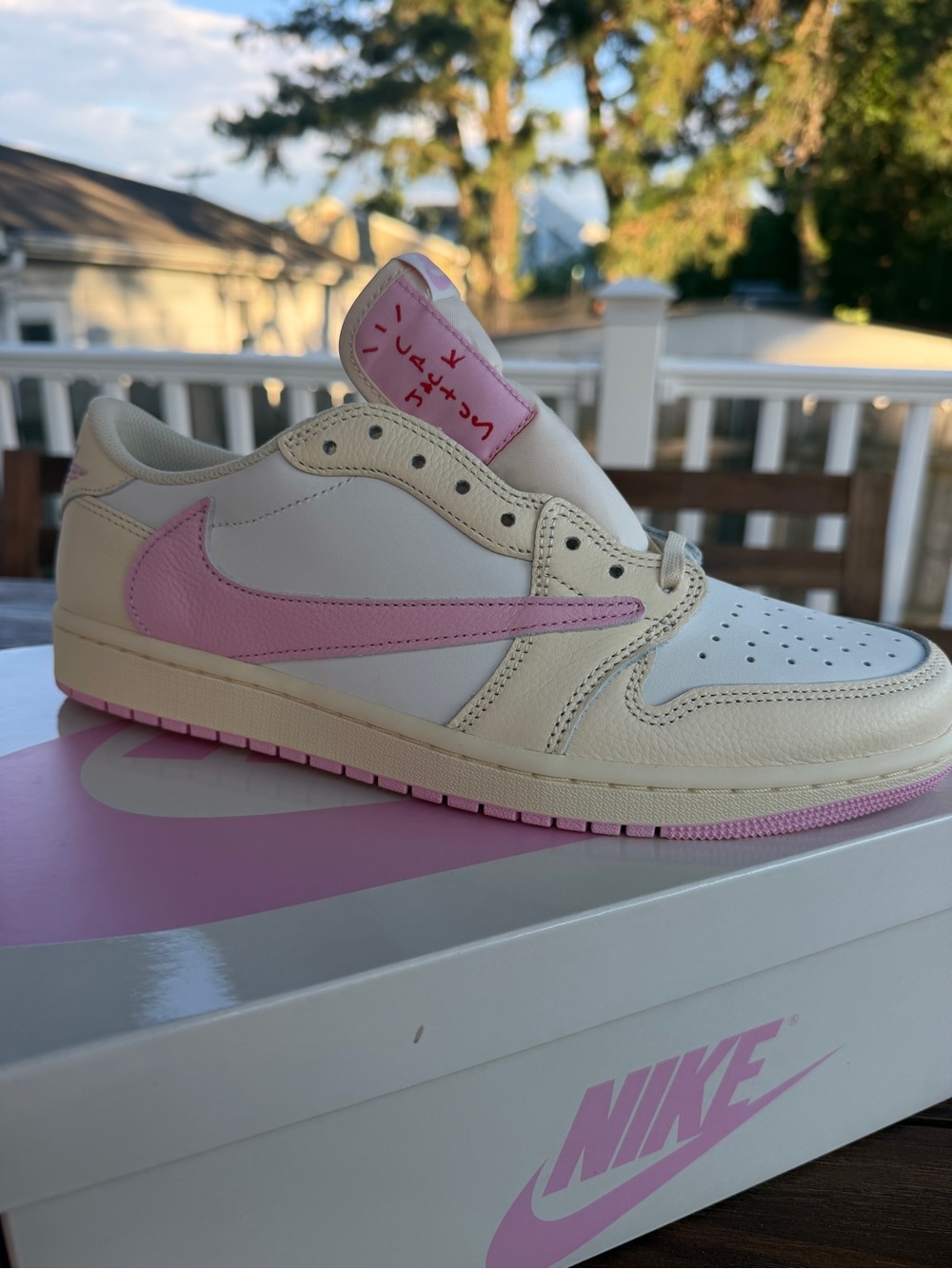 Nike Air Jordan 1 Travis Scott